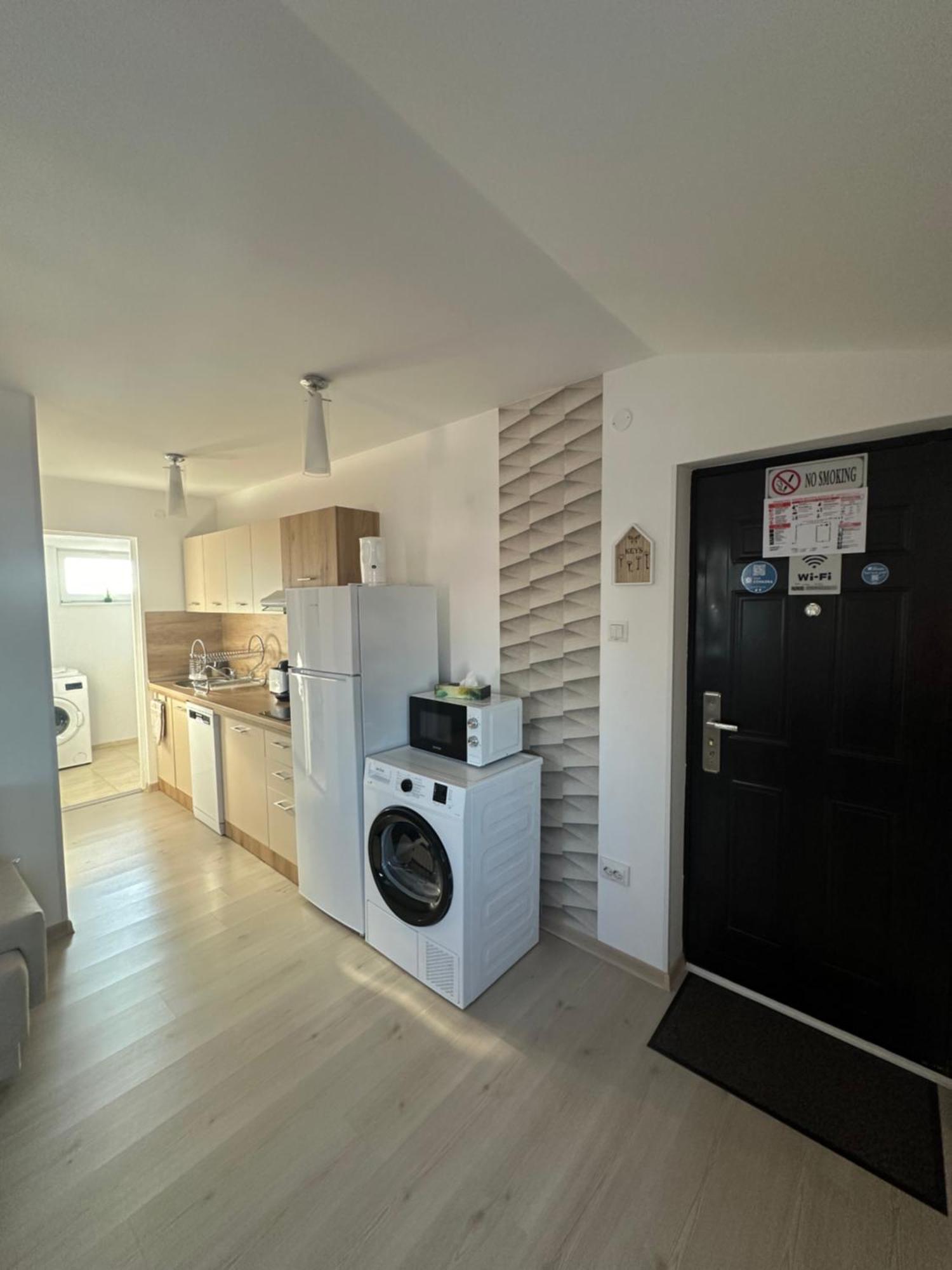Jokai Apartments Nr9, Code Entry Sfântu-Gheorghe エクステリア 写真